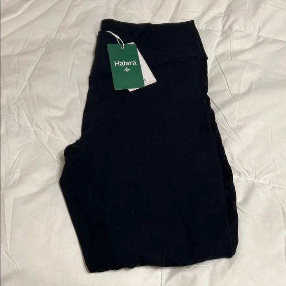 HALARA Black Leggings 7/8 length - Picture 2 of 4